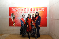 马云的演讲《 这个世界是由懒人创造的 》
